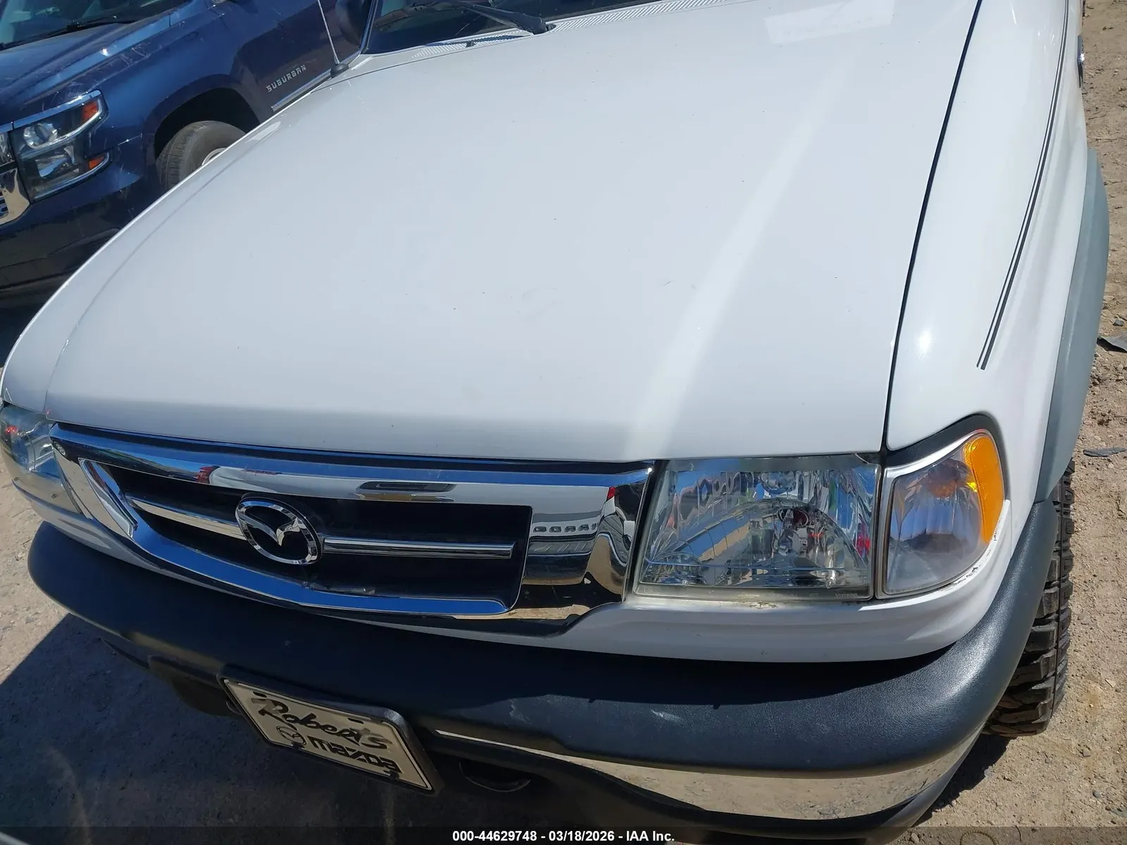 2003 Mazda B-Series 4WD Truck SE