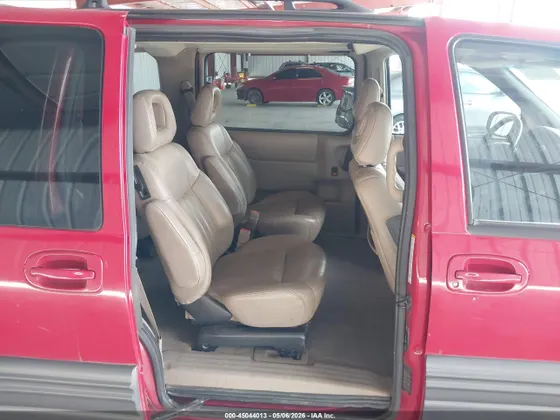 2000 Pontiac Montana M16