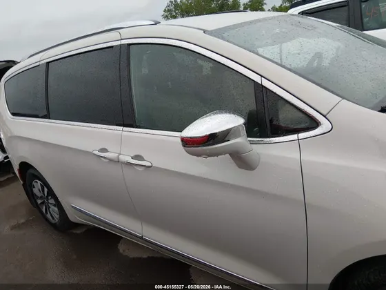 2021 Chrysler Pacifica Hybrid Limited