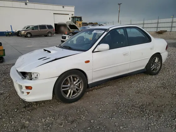 2000 Subaru Impreza Sedan RS
