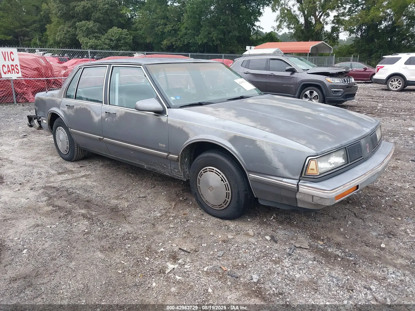 1989 Oldsmobile Delta 88 ROYALE