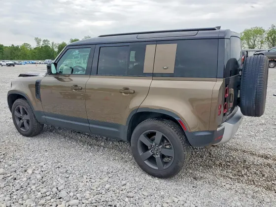 2023 Land Rover Defender S