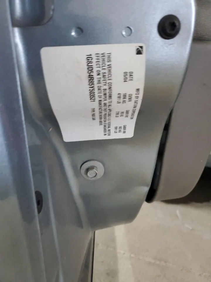 2005 Saturn L-Series L300