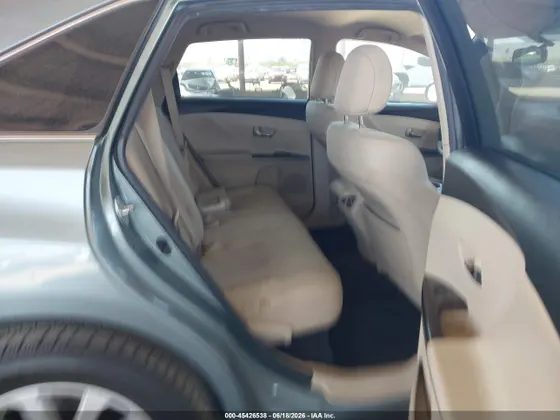 2012 Toyota Venza LE