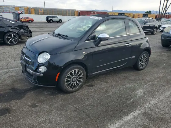 2012 FIAT 500 Lounge