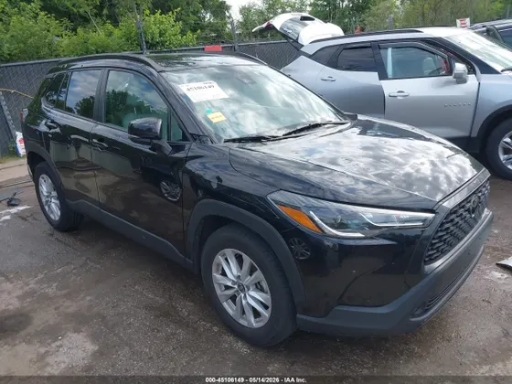 2022 Toyota Corolla Cross LE