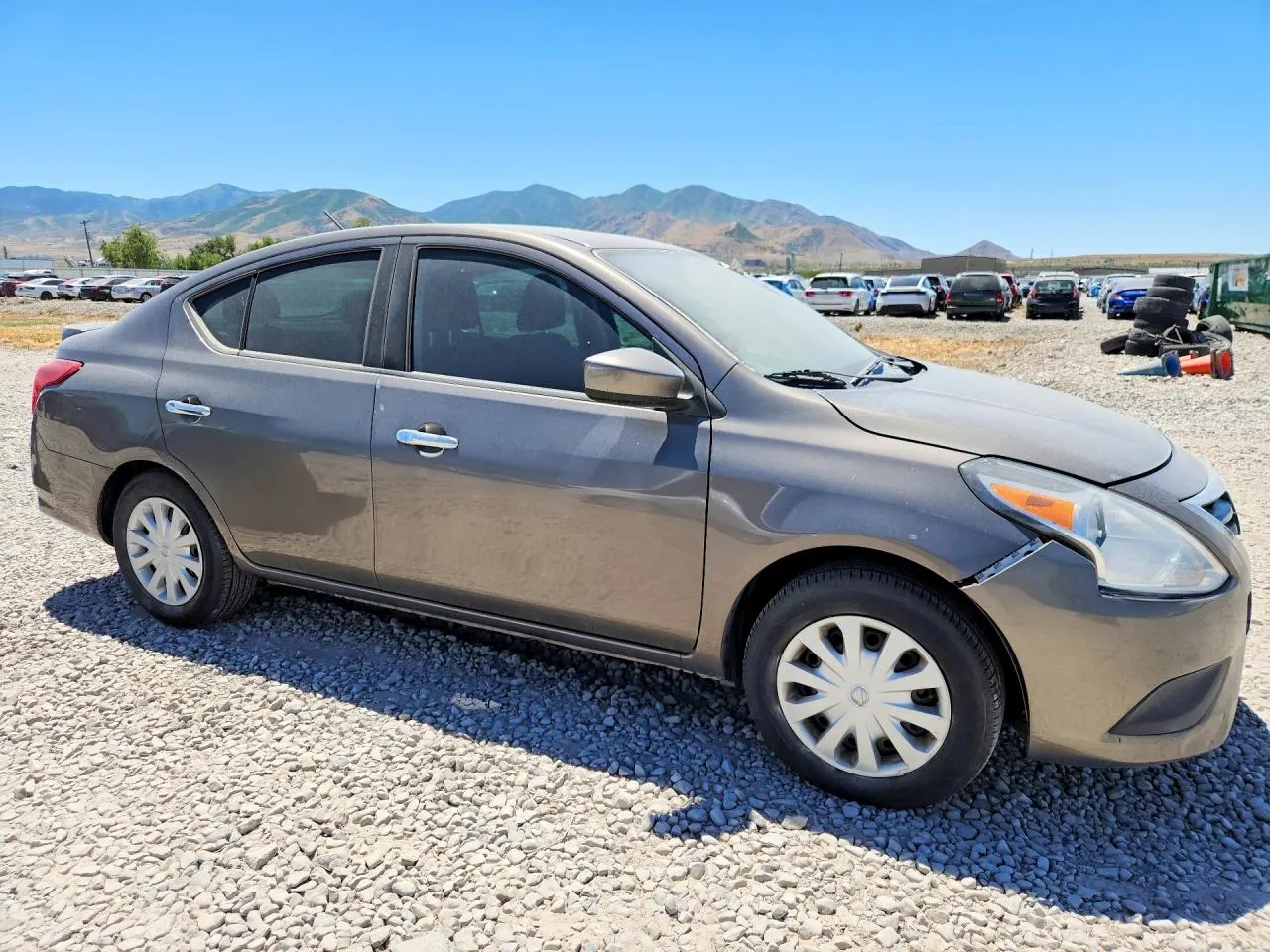 2017 Nissan Versa Sedan SV