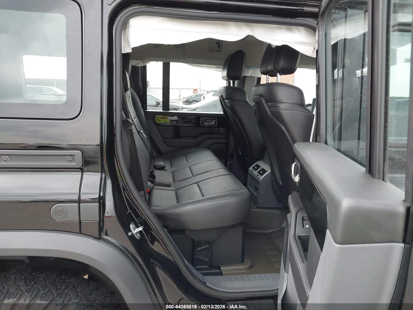 2024 INEOS Grenadier Station Wagon FIELDMASTER EDITION/TRIALMASTER EDITION