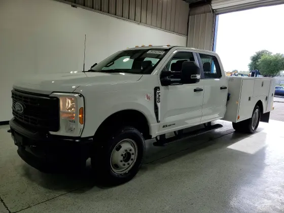 2025 Ford Super Duty F-350 DRW XL