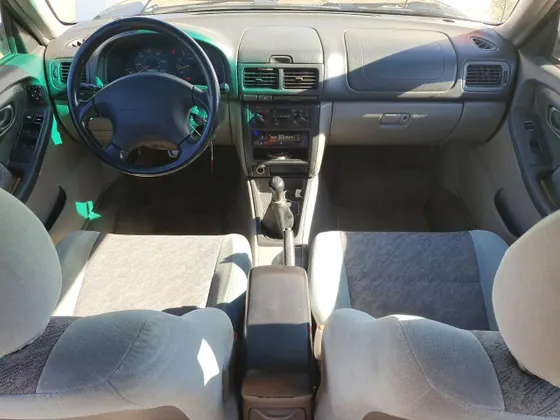 2000 Subaru Forester L