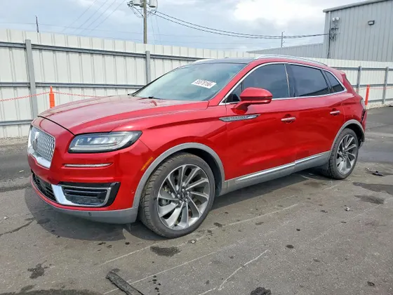 2020 Lincoln Nautilus Reserve