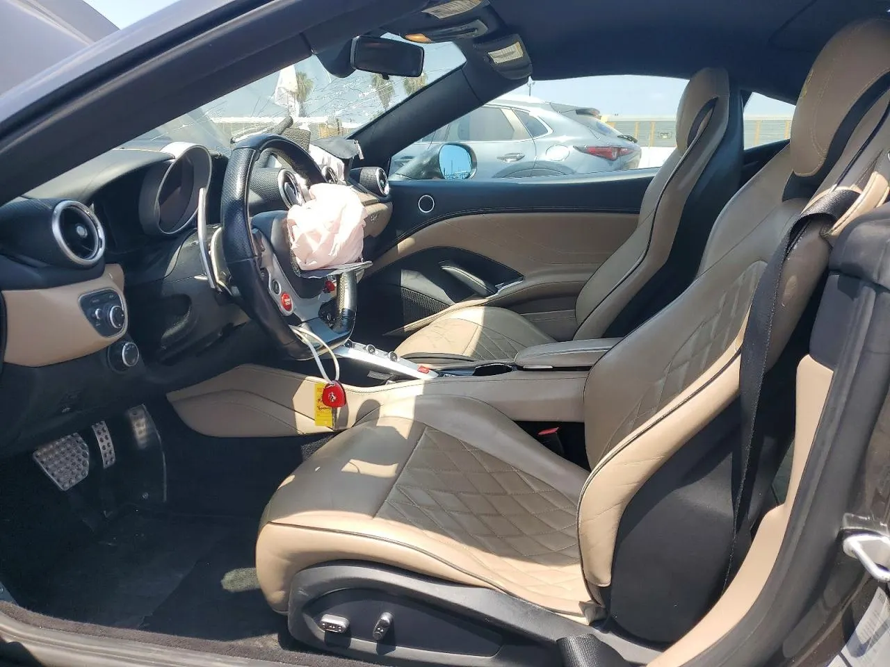 2016 Ferrari California T