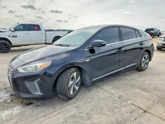 2018 Hyundai Ioniq Hybrid SEL