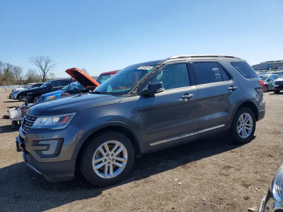 2016 Ford Explorer XLT