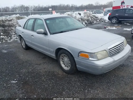 1999 Ford Crown Victoria LX