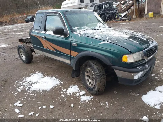 1998 Mazda B-Series 4WD Truck SE