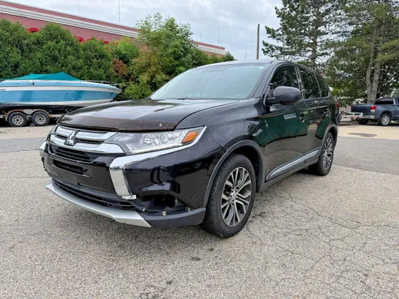 2018 Mitsubishi Outlander ES