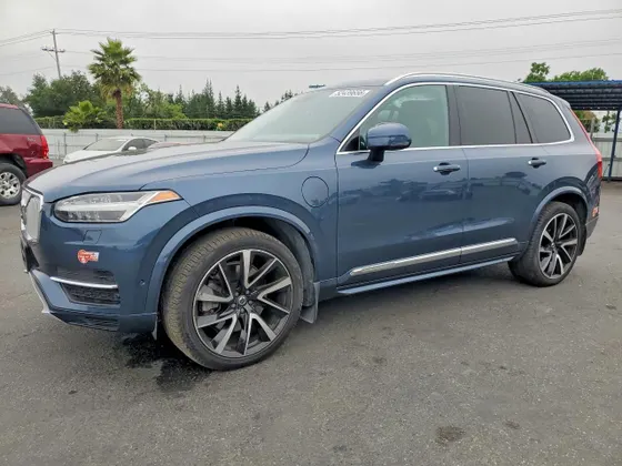 2018 Volvo XC90 Inscription