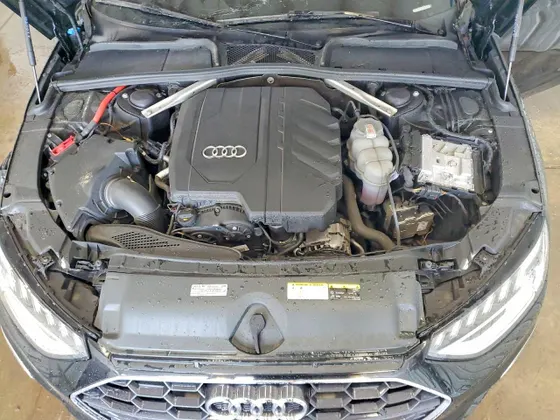 2022 Audi A4 Sedan S line Premium Plus