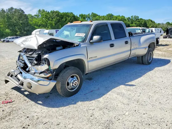 2005 GMC Sierra 3500 DRW SLE