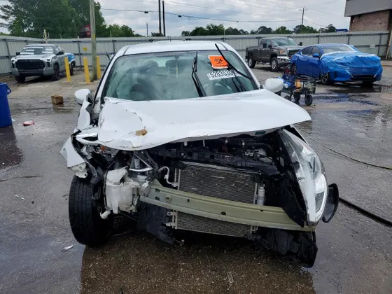 2019 Nissan Versa Sedan S