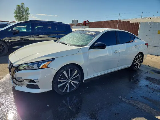 2021 Nissan Altima 2.5 SR