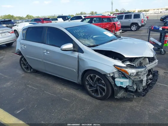 2016 Scion iM