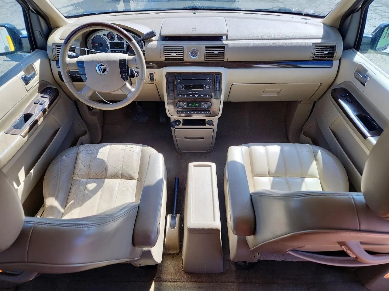 2005 Mercury Monterey Luxury