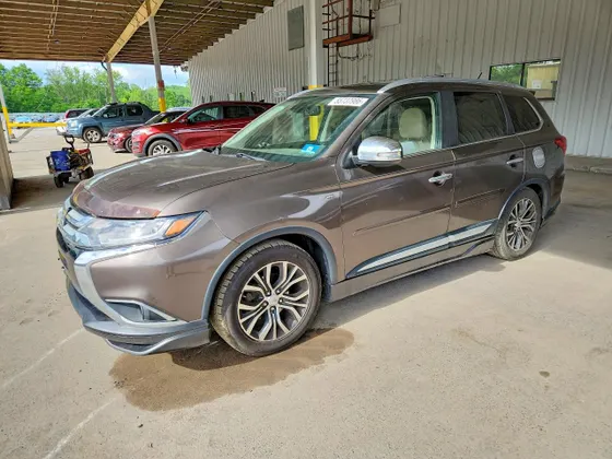 2016 Mitsubishi Outlander GT
