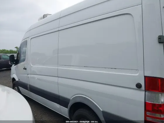 2015 Freightliner SPRINTER NORMAL ROOF