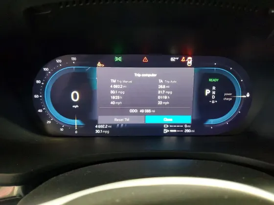 2023 Volvo S60 Recharge Plug-In Hybrid Plus Dark Theme