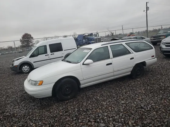1993 Ford Taurus GL