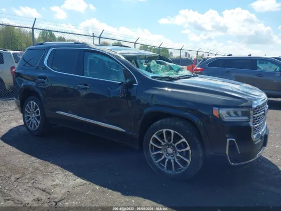 2020 GMC Acadia Denali