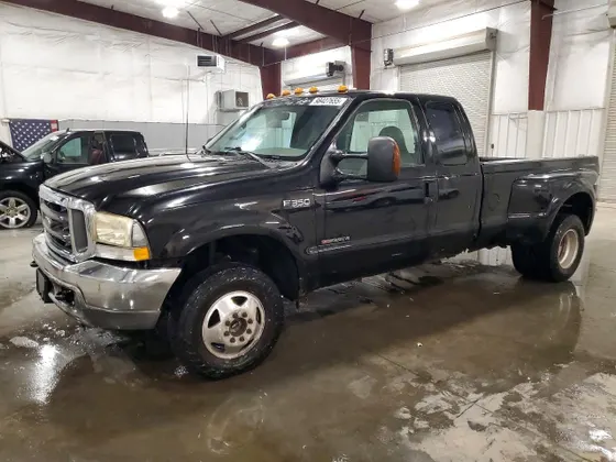 1999 Ford Super Duty F-350 DRW XL