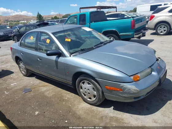 2002 Saturn SL SL1