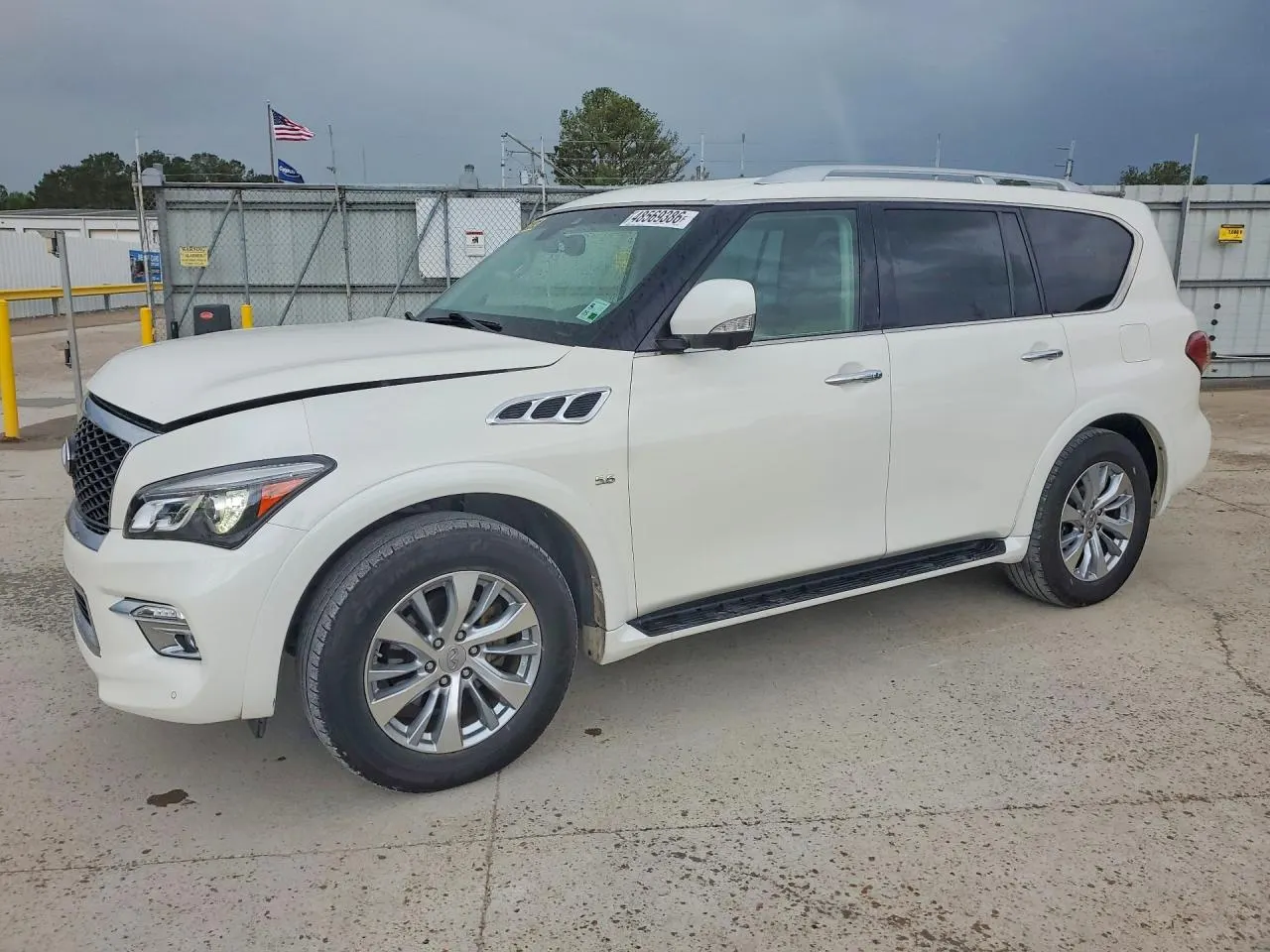 2017 INFINITI QX80