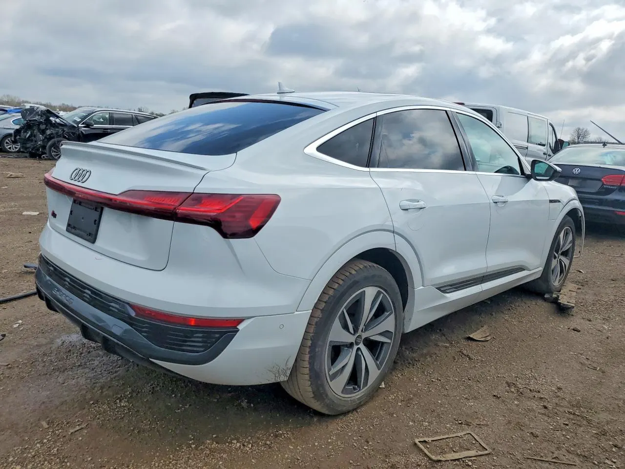 2024 Audi Q8 e-tron Sportback S line Premium Plus
