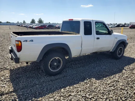 2005 Mazda B-Series 4WD Truck B4000