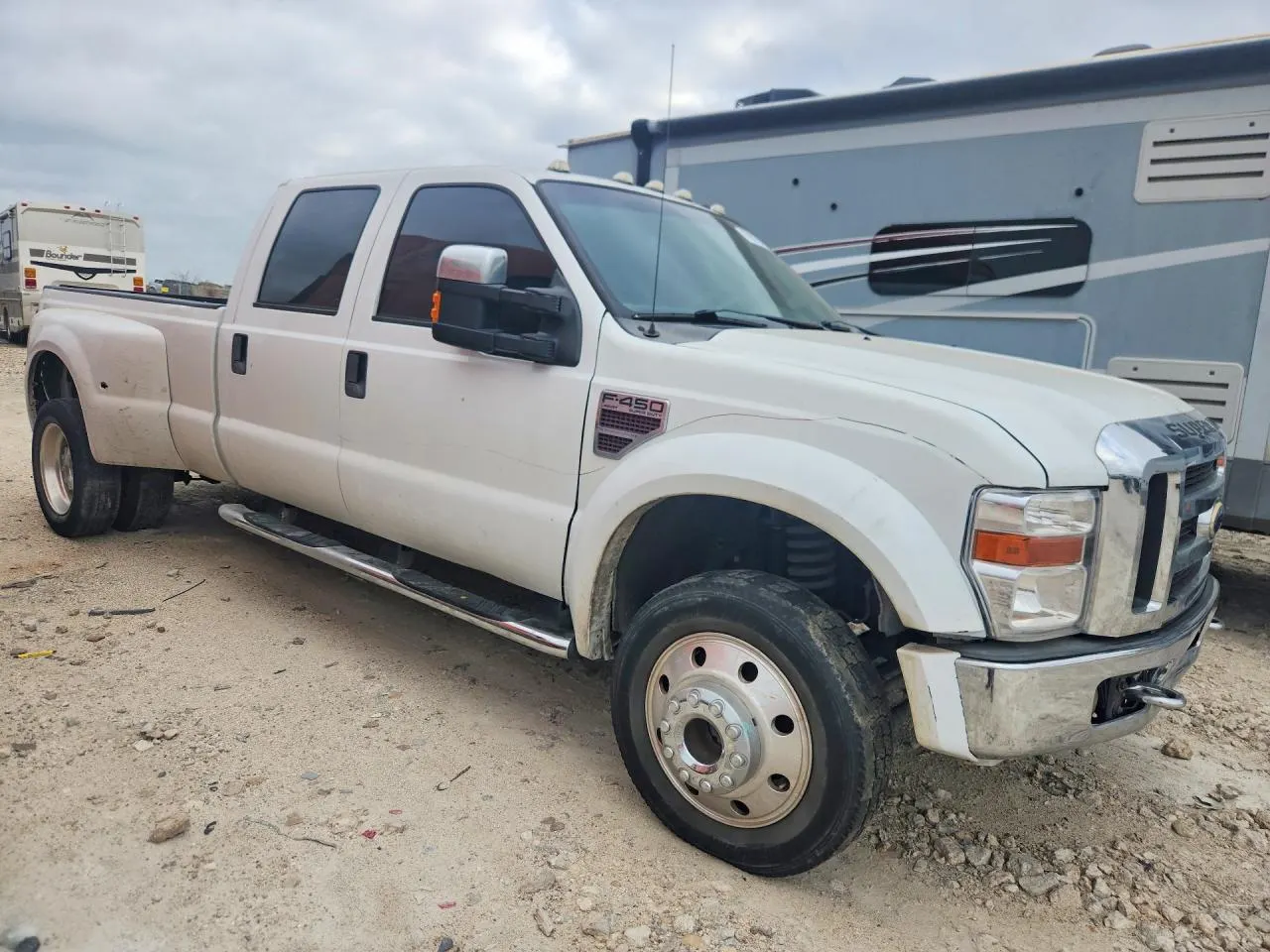 2008 Ford Super Duty F-450 DRW XL