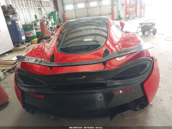 2017 McLaren 570GT
