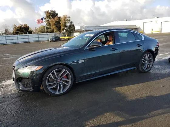 2022 Jaguar XF R-Dynamic SE
