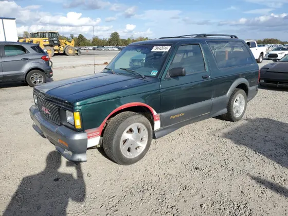 1993 GMC Jimmy TYPHOON