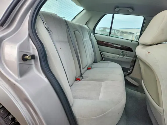 2005 Mercury Grand Marquis GS