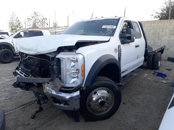 2023 Ford F-450 SUPER DUTY
