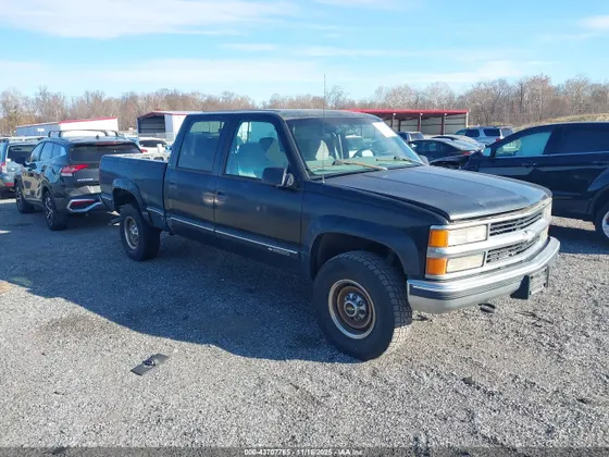 2000 Chevrolet C/K 2500 Crew Cab