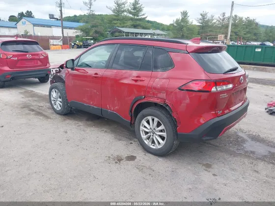 2022 Toyota Corolla Cross LE