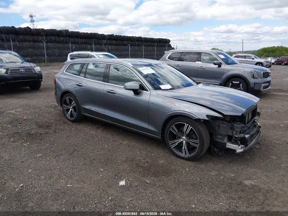 2020 Volvo V60 Inscription