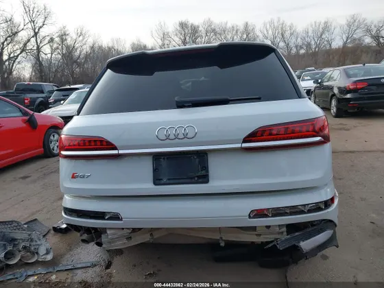 2023 Audi SQ7 Prestige