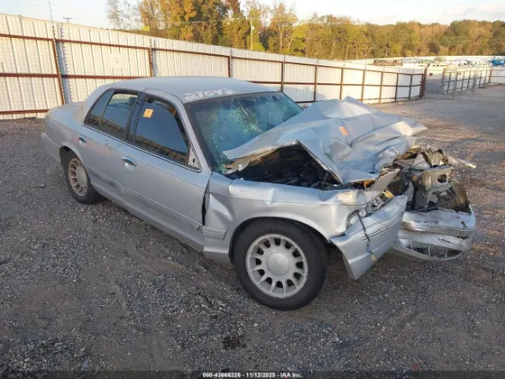 2001 Ford Crown Victoria LX