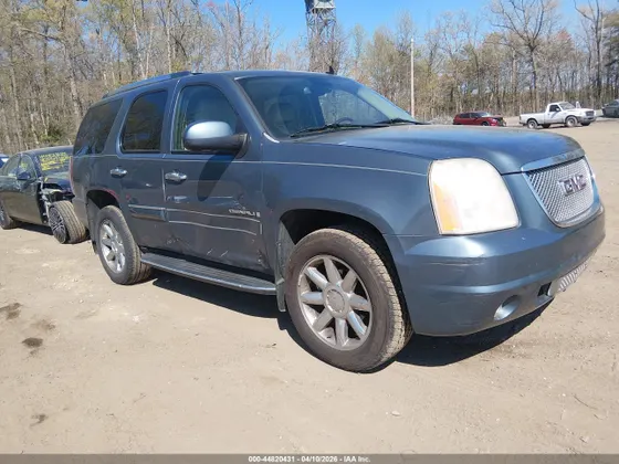 2008 GMC Yukon Denali DENALI